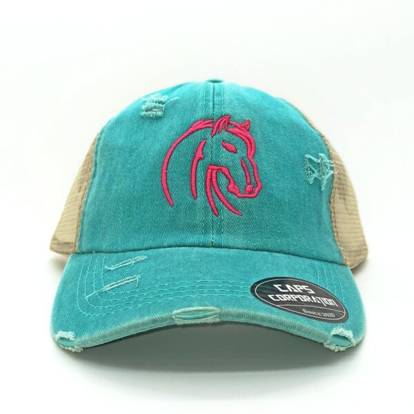gorra prelavada rasgada con elastico