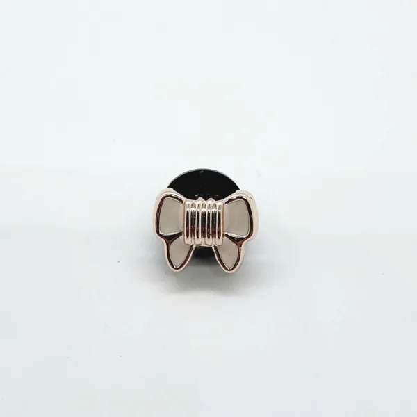 Pin para Gorra - Lazo Blanco