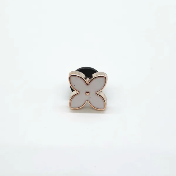 Pin para Gorra - Flor de 4 Pétalos Blanca