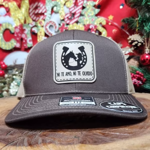 Gorra Richardson – chocolate/crema – Vaquera