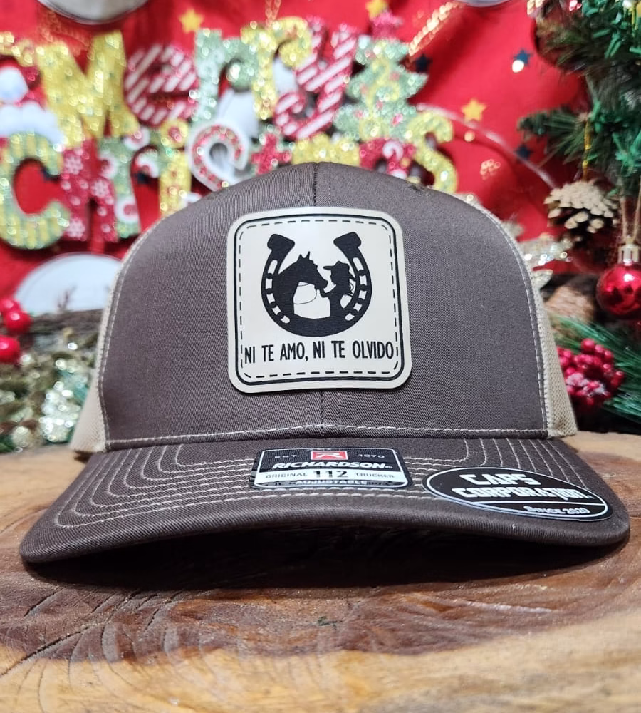 Gorra Richardson – chocolate/crema – Vaquera