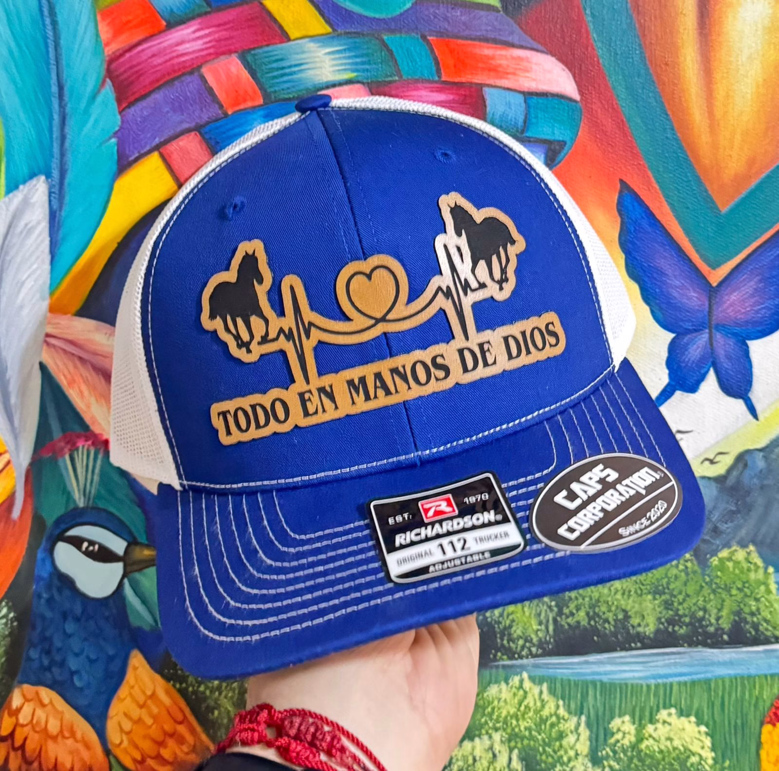 Gorra Richardson –Azul/blanco -Caballos - En manos de Dios