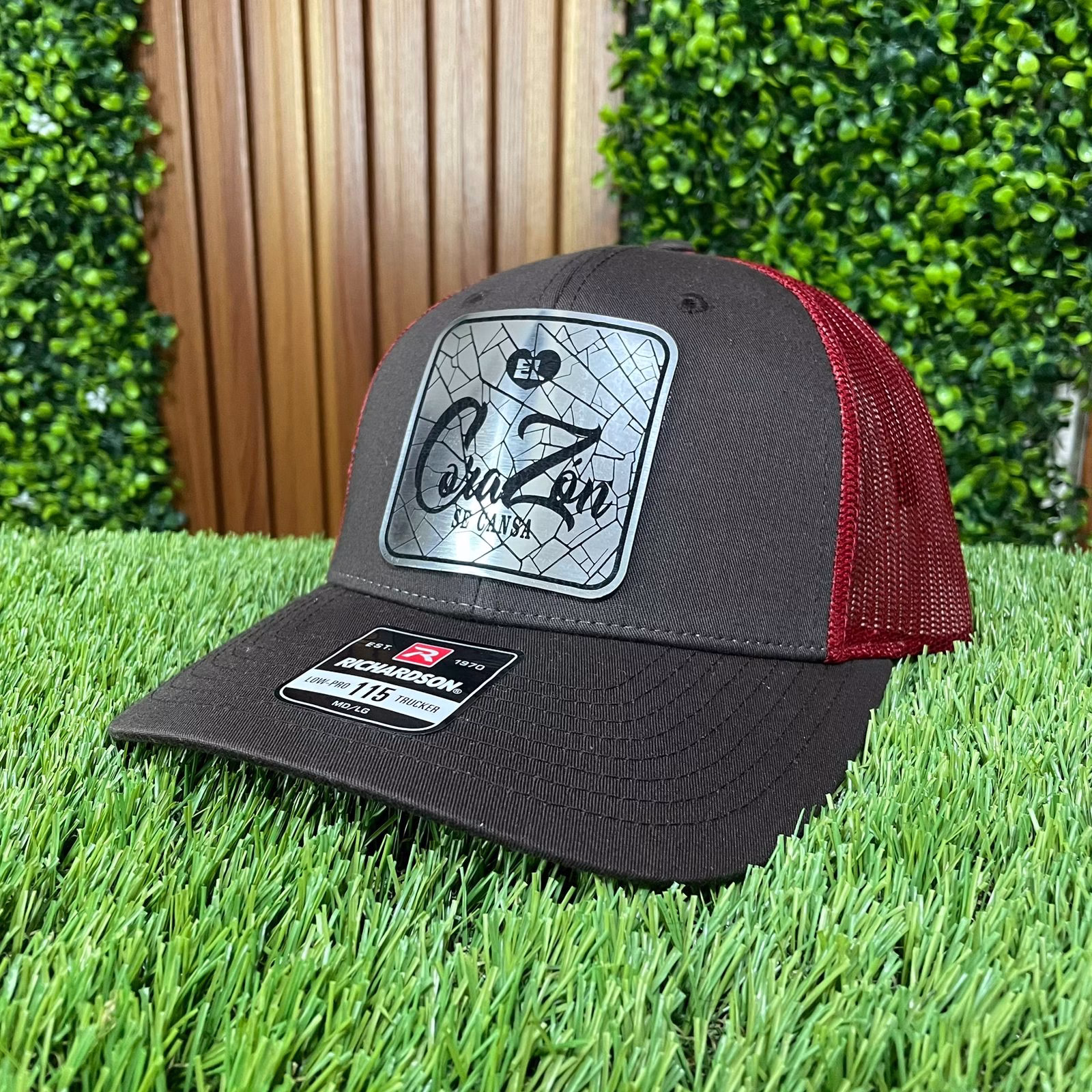 GORRA RICHARDSON COFFE CLARET- EL CORAZON SE CANSA