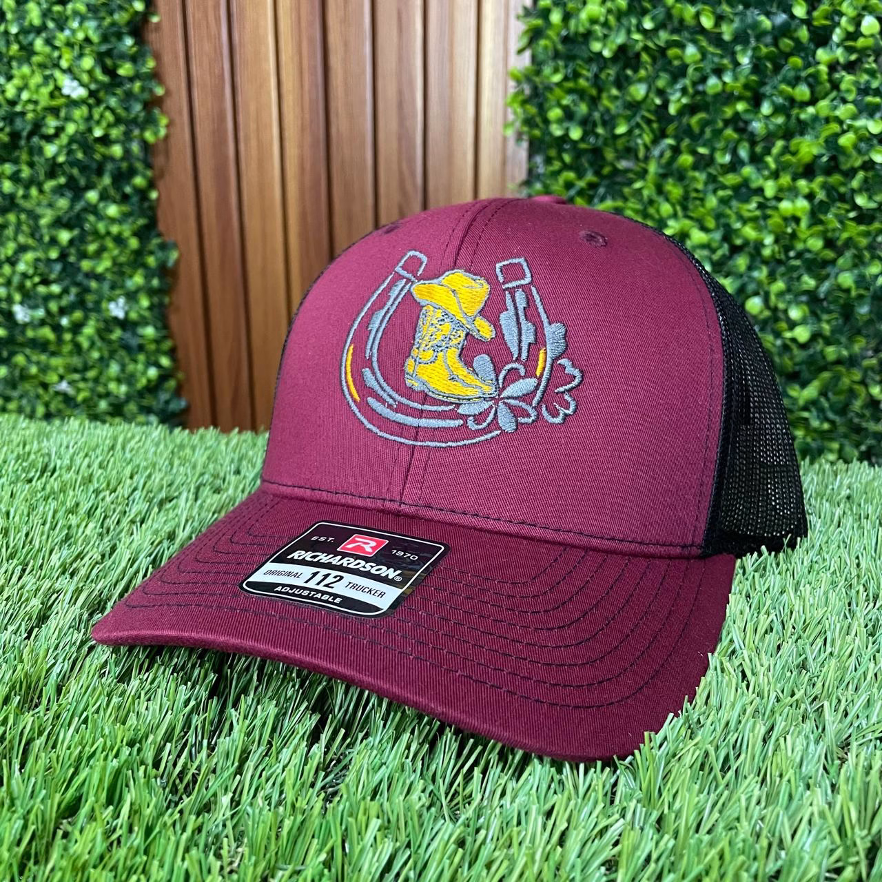 GORRA RICHARDSON CARDINAL/BLACK- HERRADURA Y BOTAS