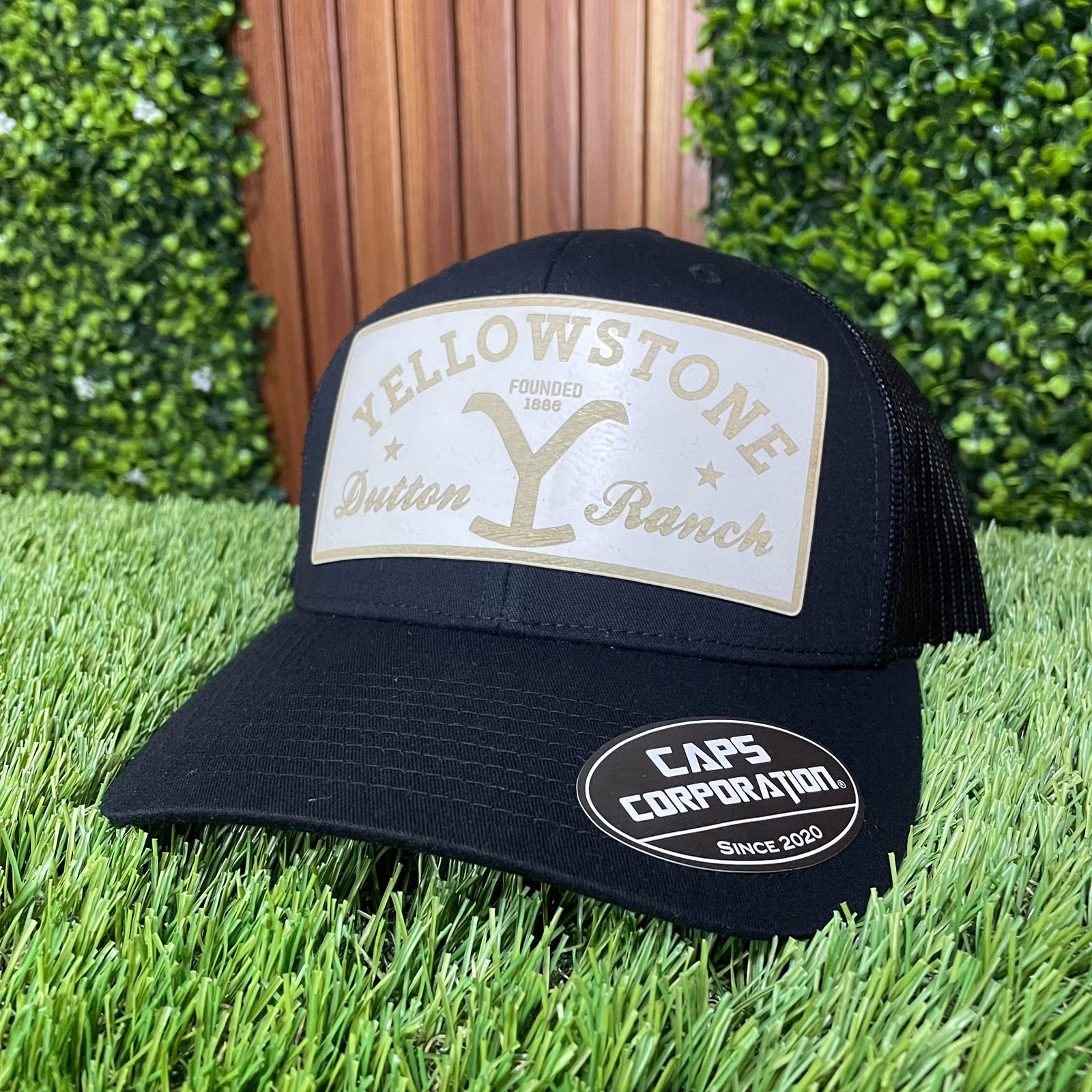 GORRA RICHARDSON BLACK- YELLOWSTONE